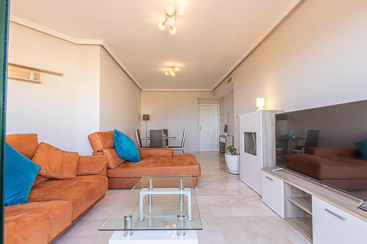 797 Holiday Rentals - Moderno Piso Para 5 Con Hermosas Vistas ベナルマデナ エクステリア 写真