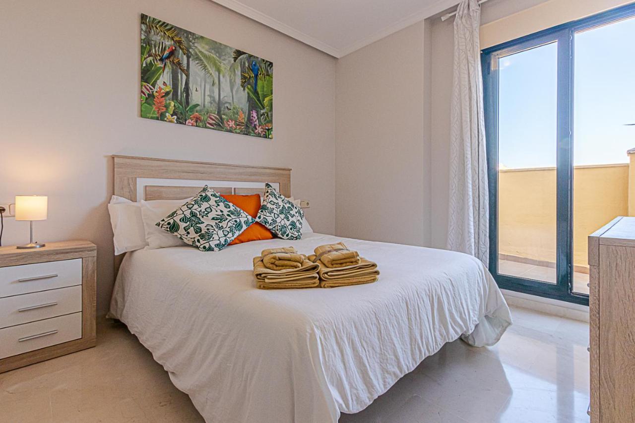 797 Holiday Rentals - Moderno Piso Para 5 Con Hermosas Vistas ベナルマデナ エクステリア 写真