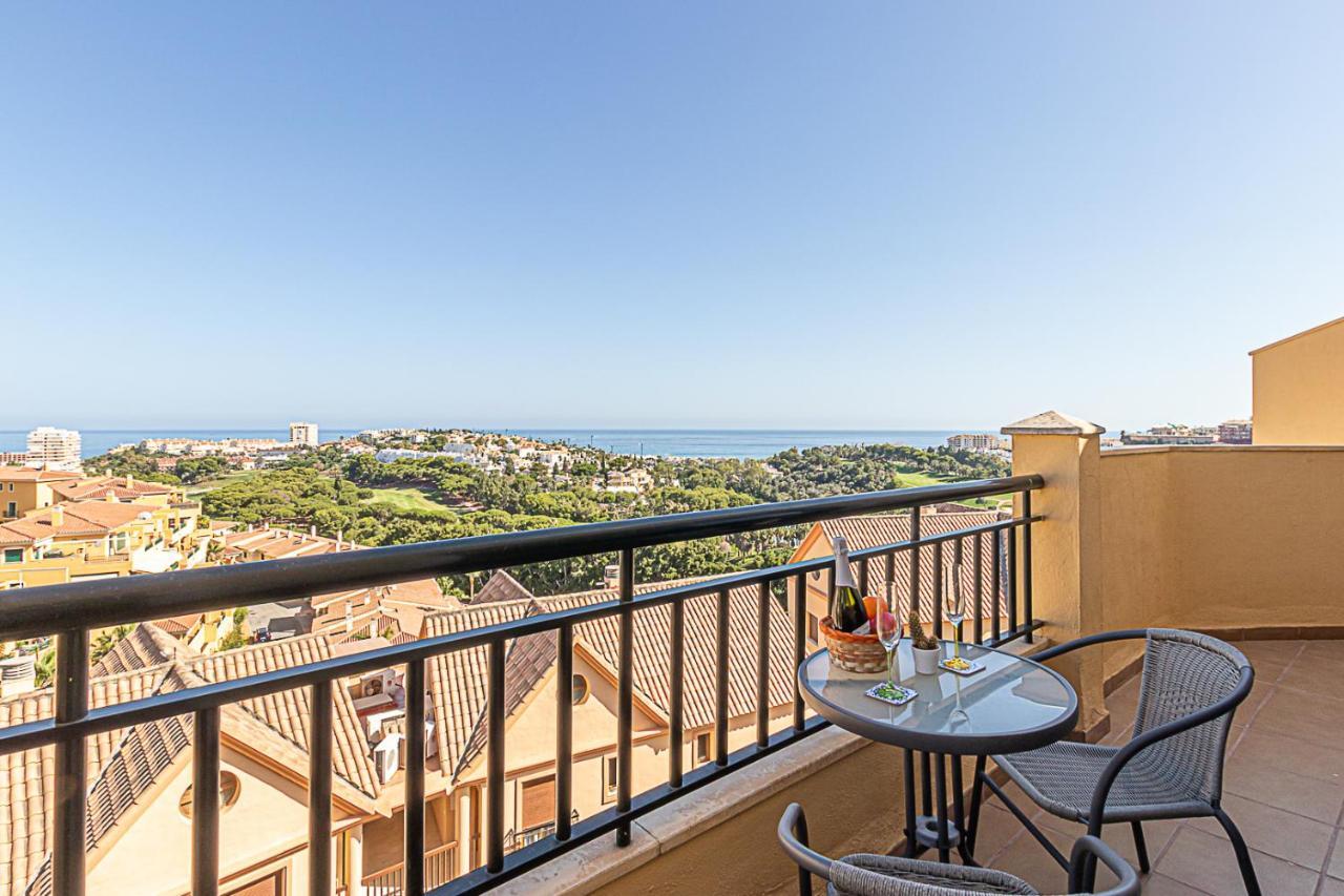 797 Holiday Rentals - Moderno Piso Para 5 Con Hermosas Vistas ベナルマデナ エクステリア 写真