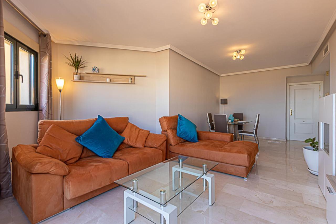797 Holiday Rentals - Moderno Piso Para 5 Con Hermosas Vistas ベナルマデナ エクステリア 写真