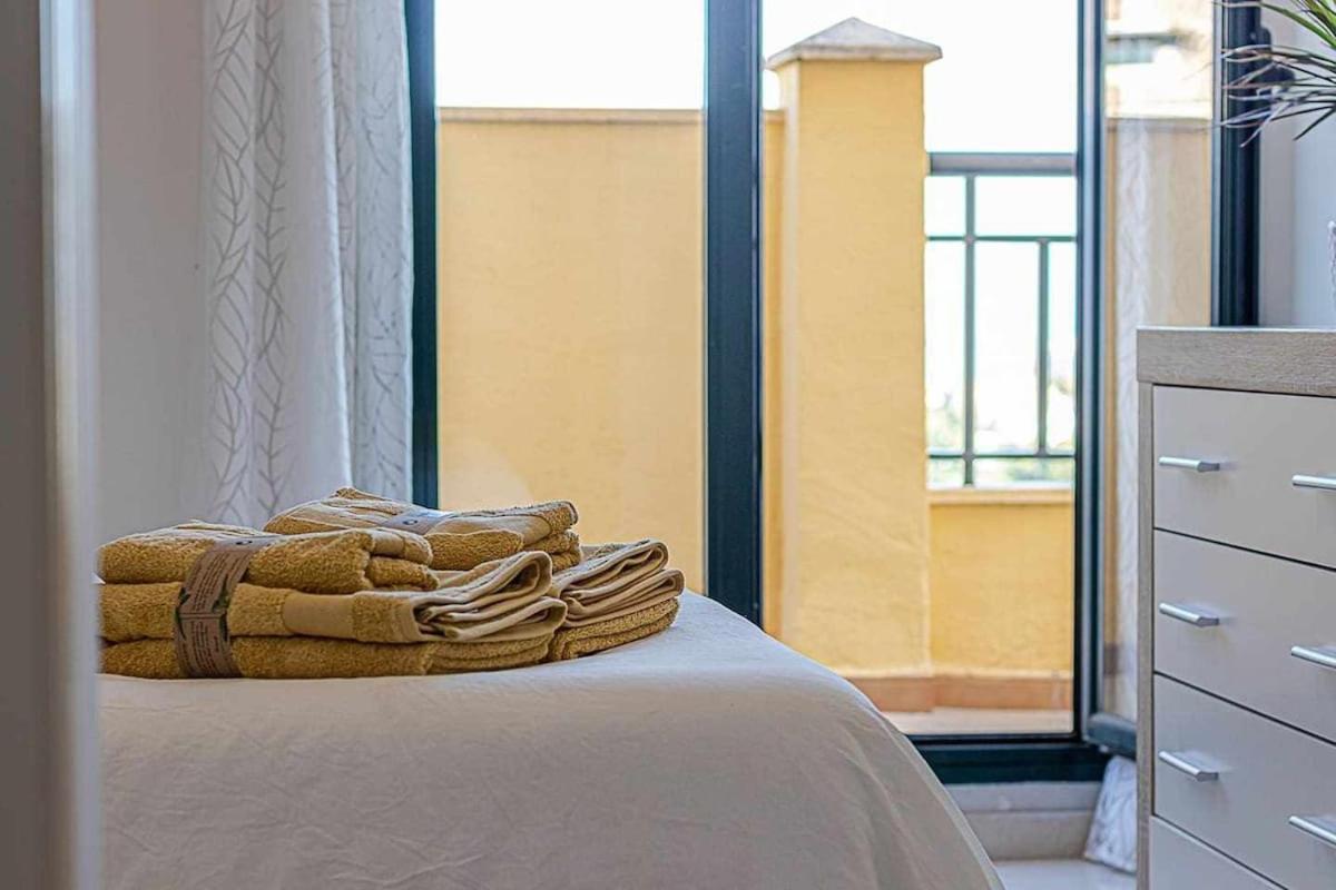 797 Holiday Rentals - Moderno Piso Para 5 Con Hermosas Vistas ベナルマデナ エクステリア 写真