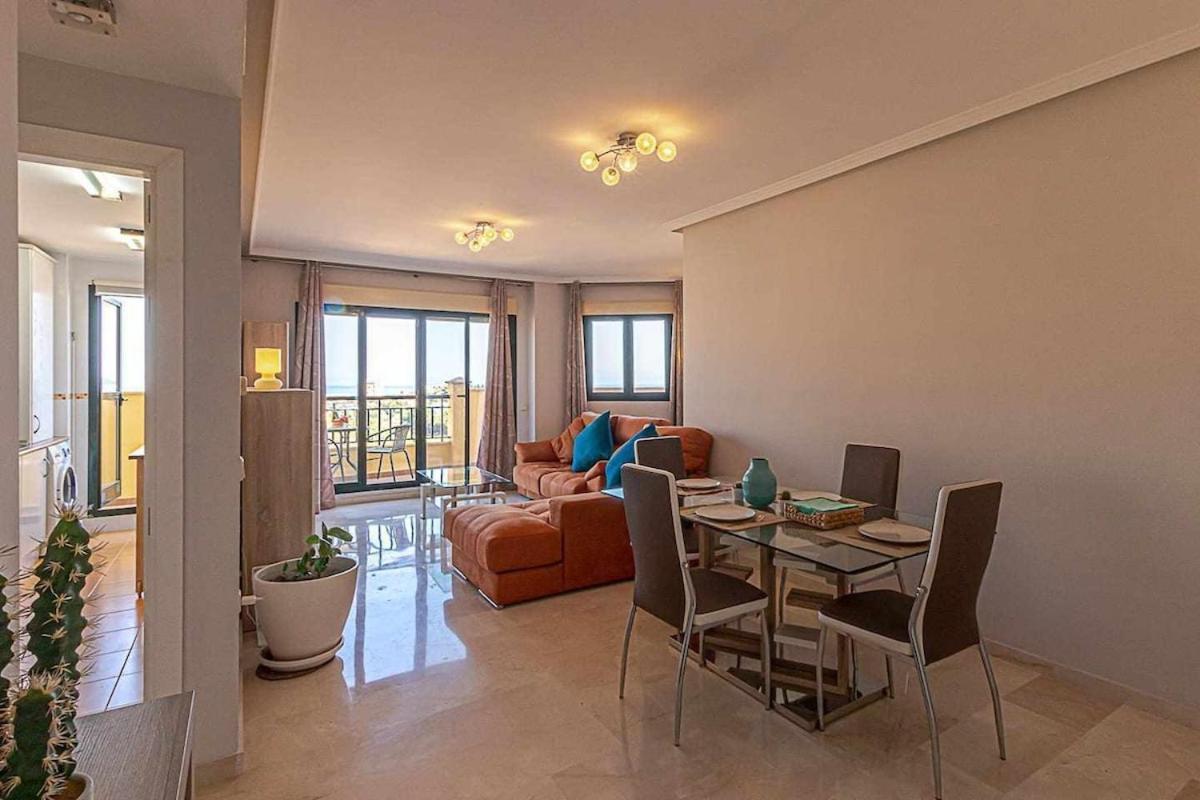 797 Holiday Rentals - Moderno Piso Para 5 Con Hermosas Vistas ベナルマデナ エクステリア 写真
